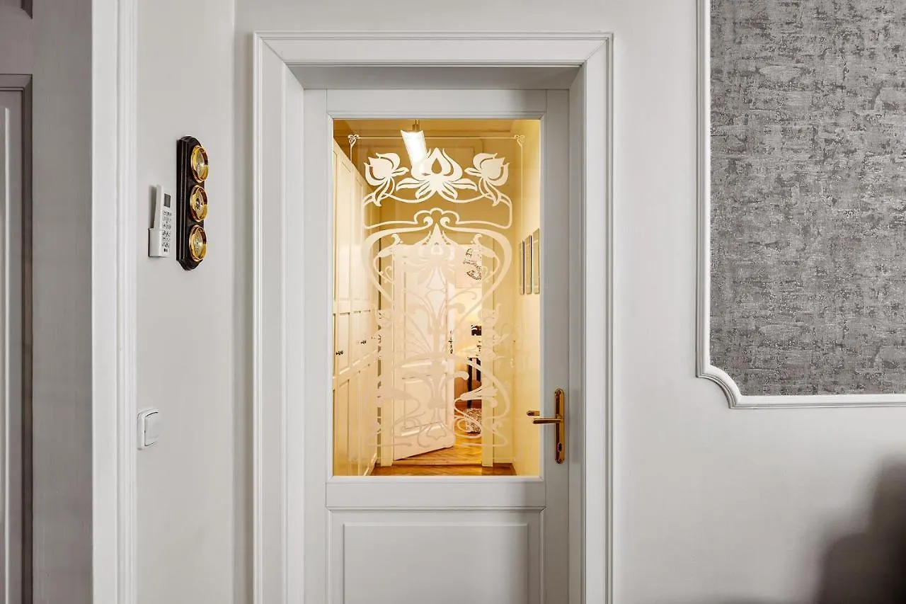 Pragueone Apartment,A/C,Terrace Apartment