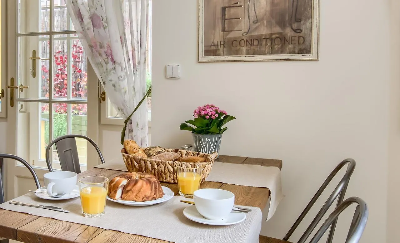 Pragueone Apartment,A/C,Terrace Prague