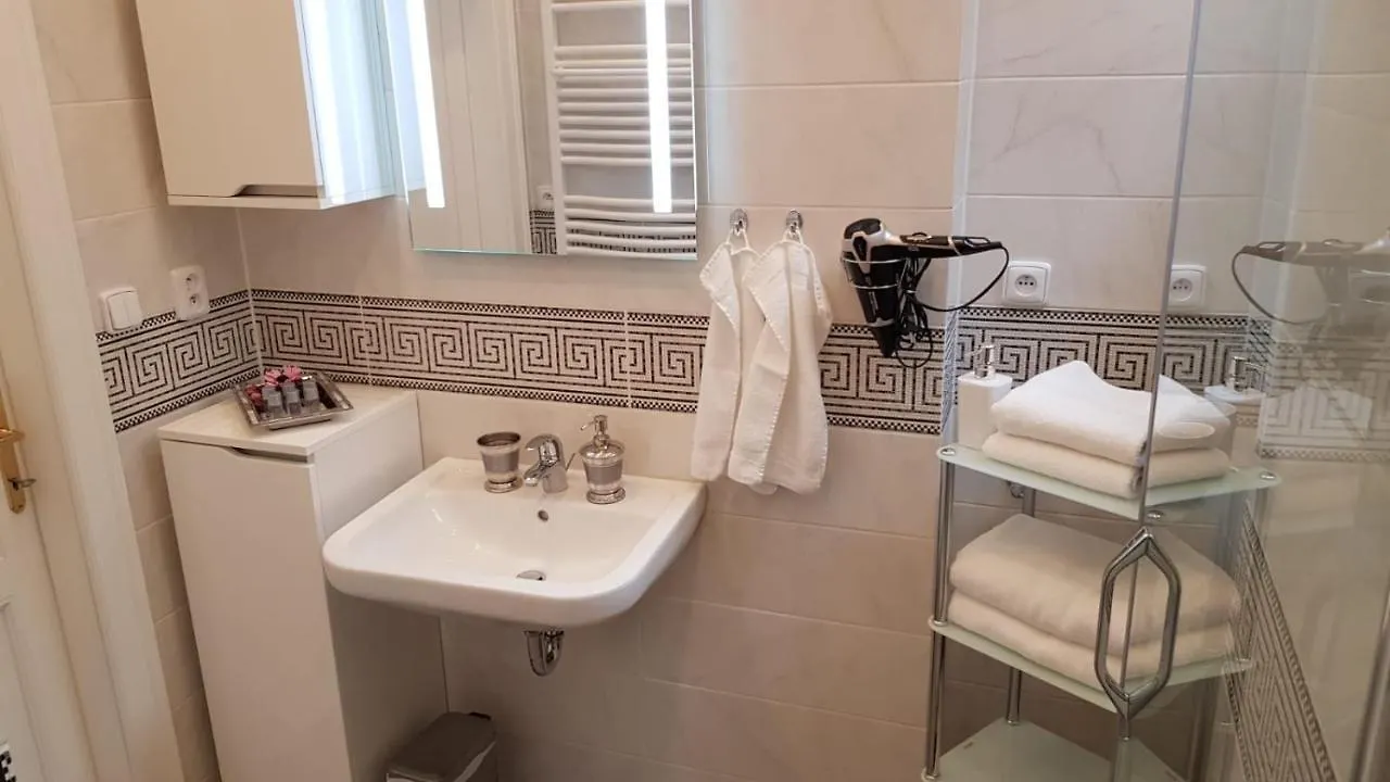 Pragueone Apartment,A/C,Terrace Apartment Prague